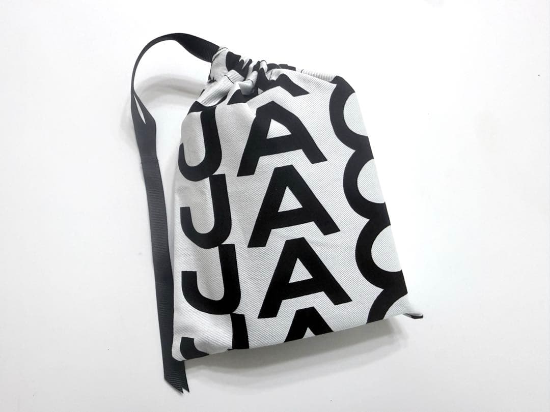 MARC JACOBS グレージュ 二つ折り財布