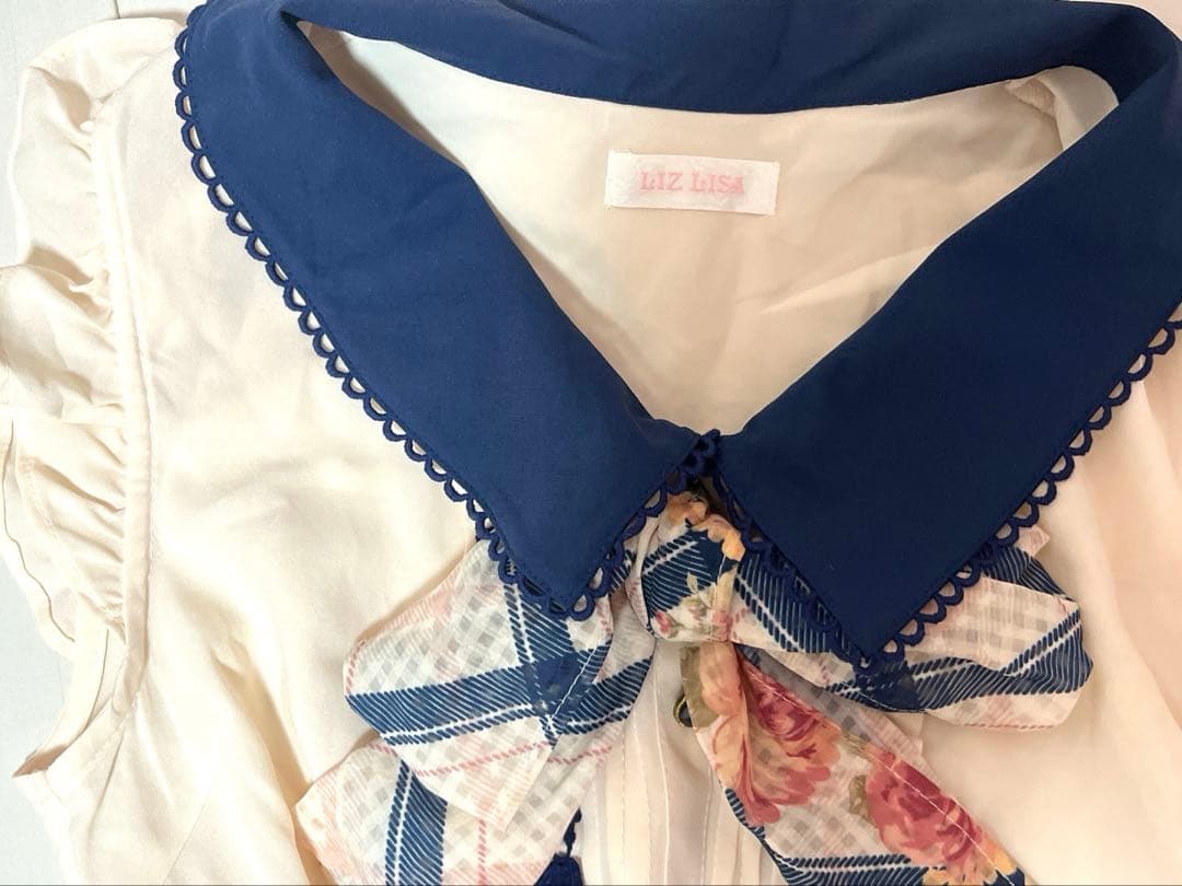LIZLISA 眠れる森の美女柄 ノースリーブワンピース 紙タグ無し未使用 レア