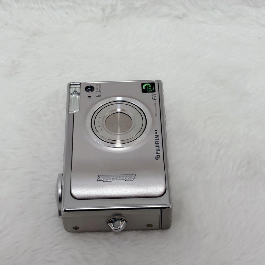 【美品】Fujifilm FinePix F11 6.3メガピクセル