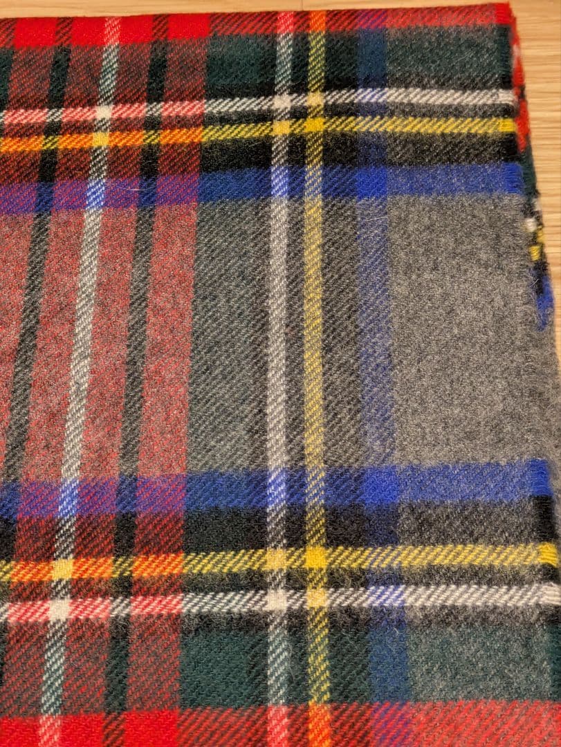 Johnstons of Elgin Cashmere　カシミヤストール