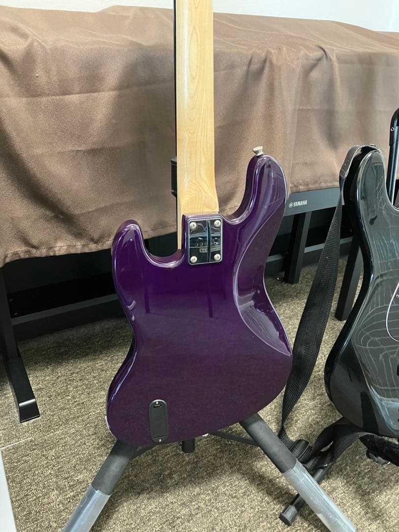 Compact Bass コンパクトベース アクティブ ショートスケール