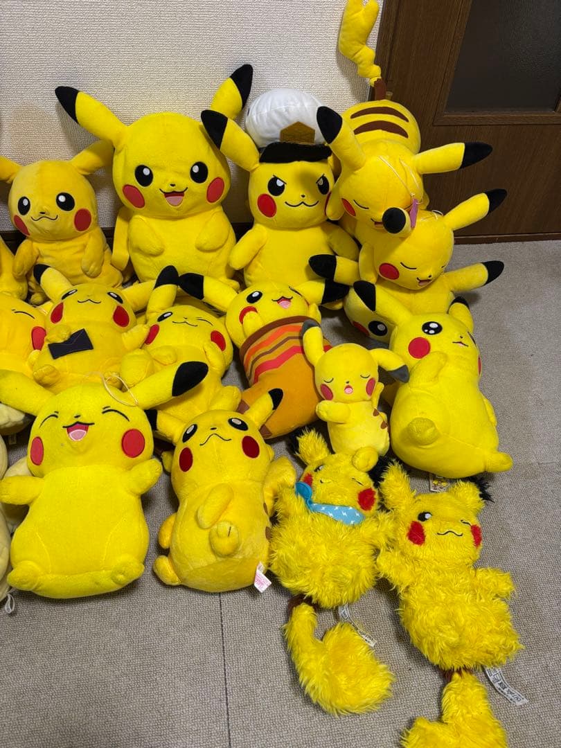 ポケモン　ピカチュウ　ぬいぐるみ　まとめ売り