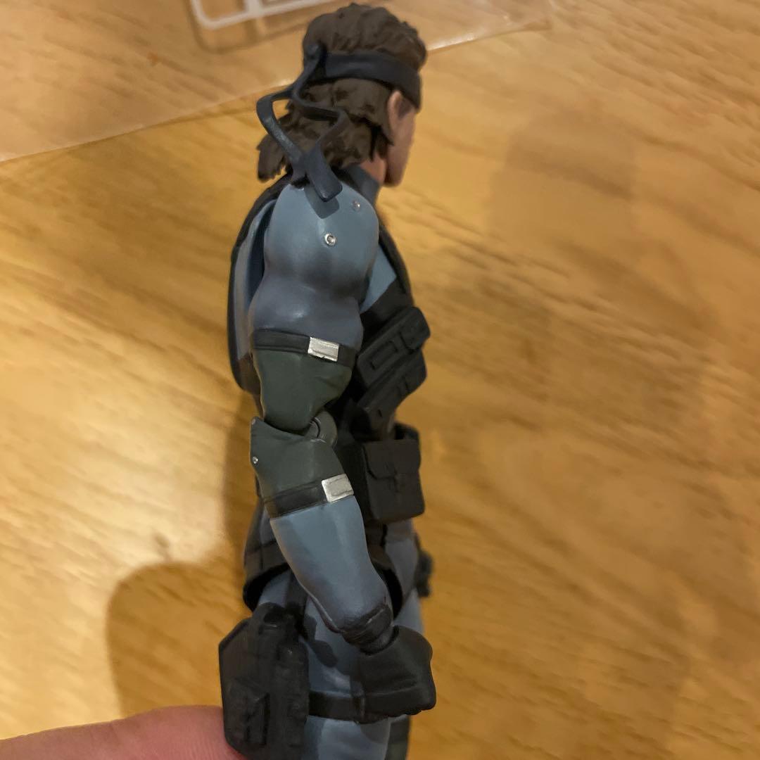 figma 645 SOLID SNAKE MGS2 　スネーク　メタルギア