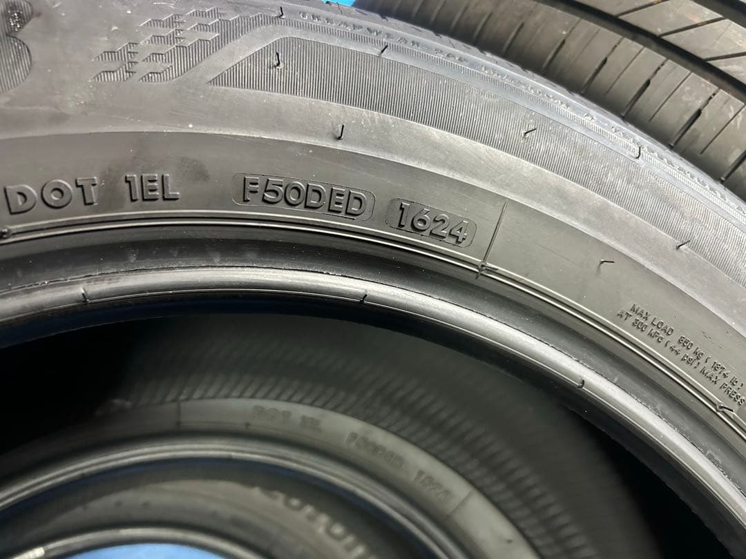 225/65R17 新車外し　ブリヂストン アルファード　純正　中古　タイヤ