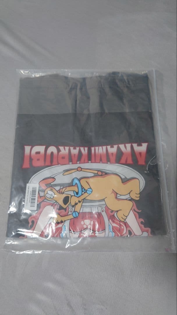【新品・未使用・未開封】vaultroom 赤見かるび　Tシャツ L