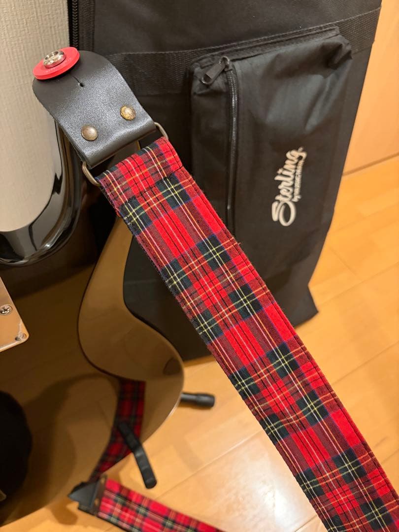 ベース Sterling By Musicman SUB STINGRAY RAY4