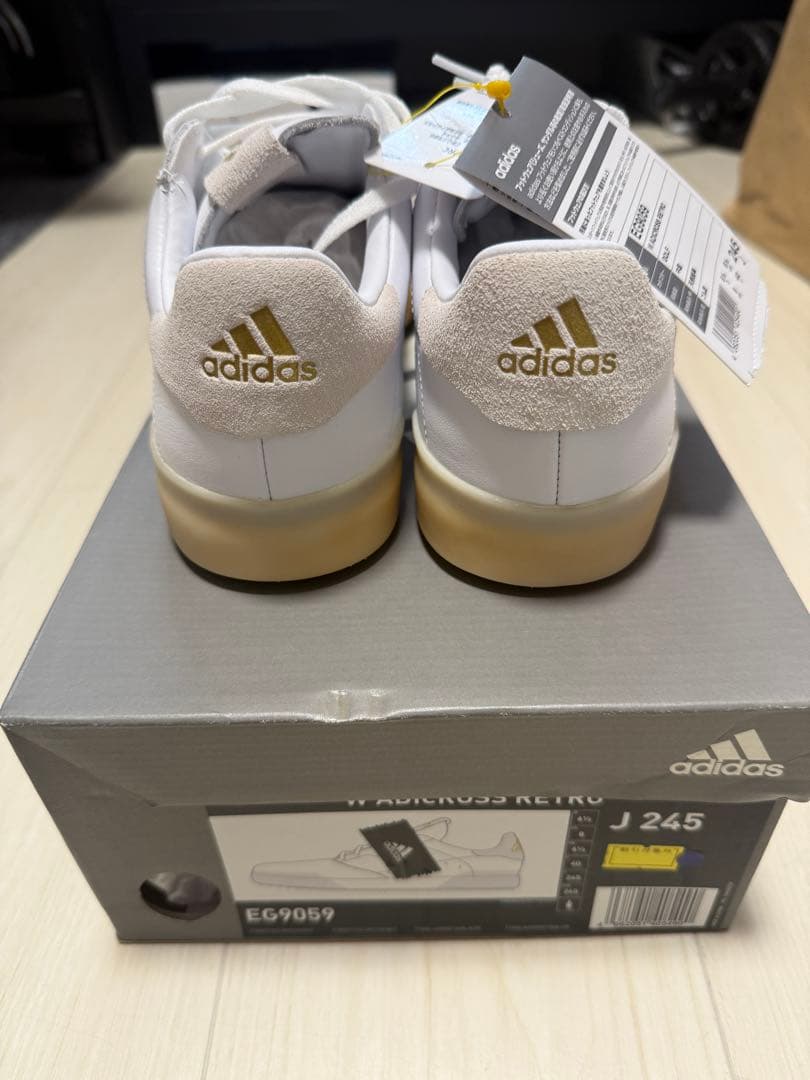 限定値引き！【新品未使用】adidasゴルフシューズ スパイクレス 24.5cm