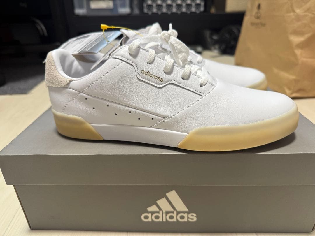 限定値引き！【新品未使用】adidasゴルフシューズ スパイクレス 24.5cm