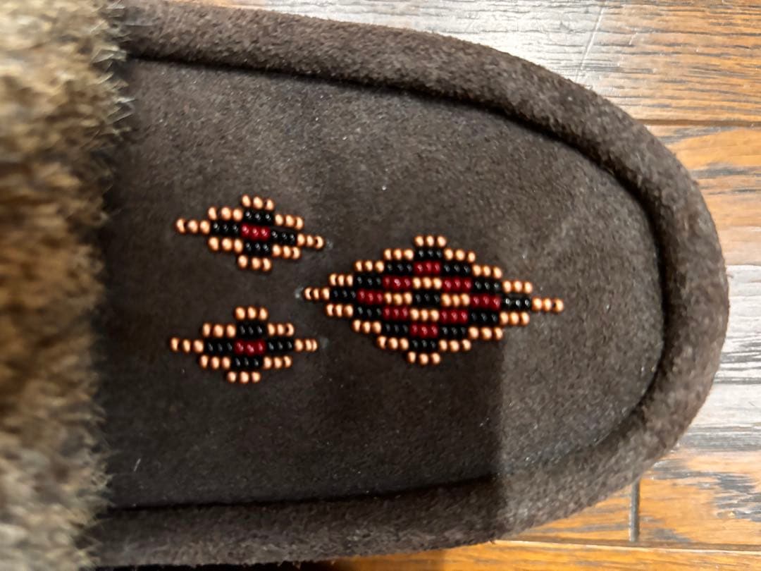 Manitobah Mukluks ダークオリーブ ムートンブーツ レディース