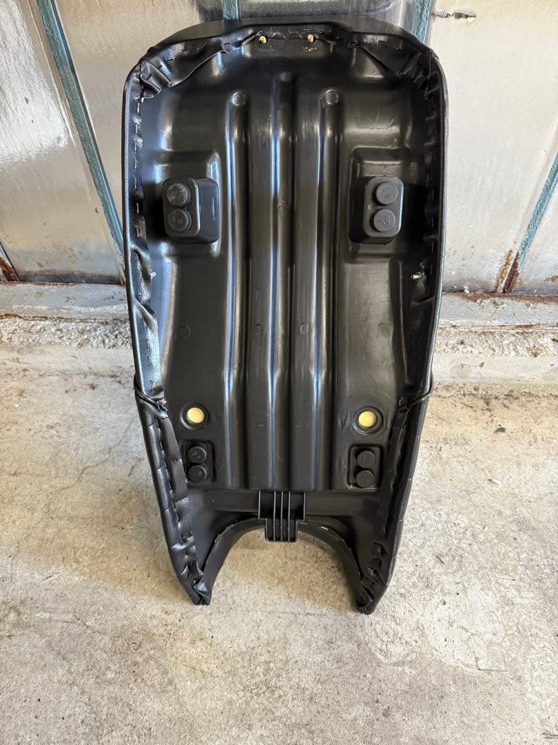 SUZUKI GSX400F タックロールシート