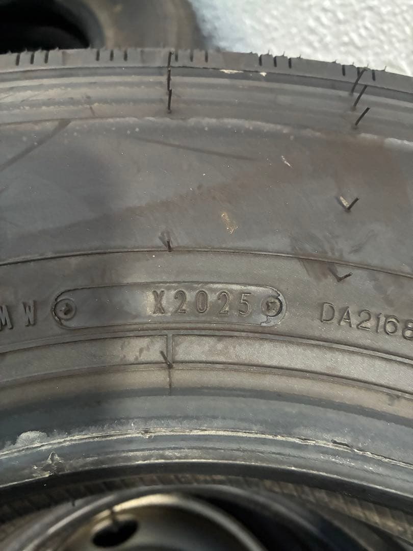 195/85R16 タイヤ 114/112N LT2025年製　　3