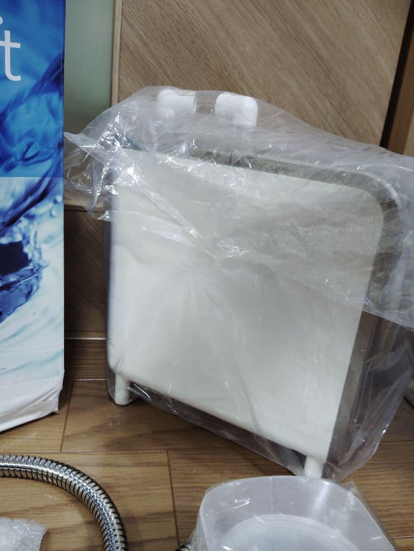 【新品・未使用✨️】ハウステック シャワー用軟水器 アクアソフト AQ-S401