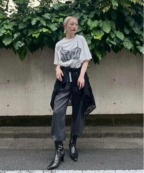 新品 AMERI MEDI LINGERIE TROMPE L`OEIL TEE
