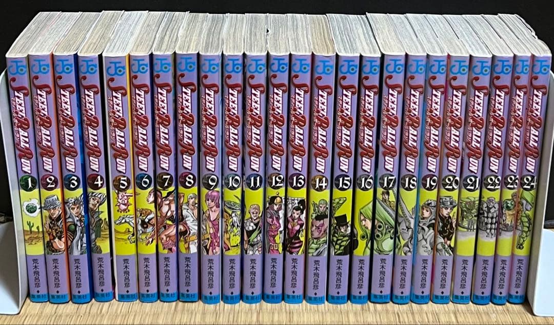 【2.3日限定セール！】ジョジョの奇妙な冒険 全137巻＋関連本3冊
