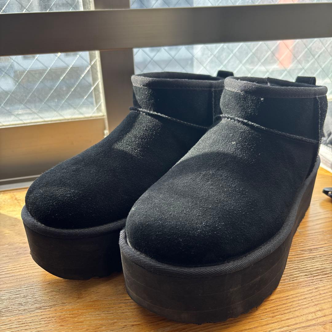 【美品】UGG クラシックウルトラミニ　プラットフォーム　23cm