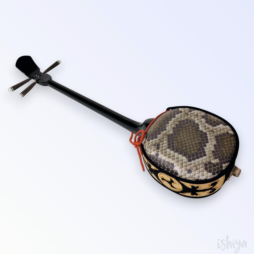 【美品】沖縄三線 弦楽器 人工皮 蛇柄 ハードケース鍵付 三味線