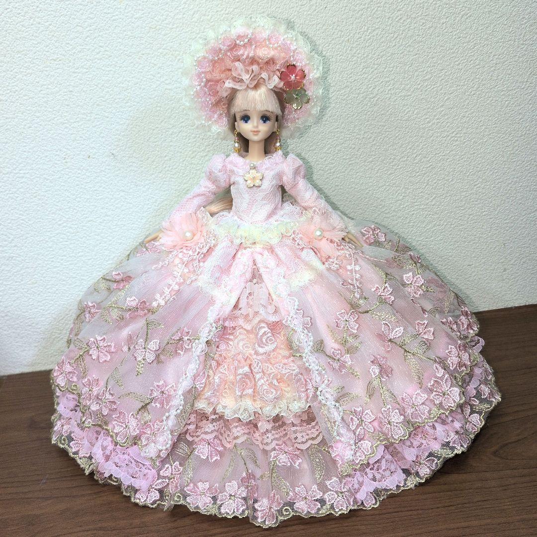 K*6様 ジェニーフレンド27cmドール服　桜レースのドレス