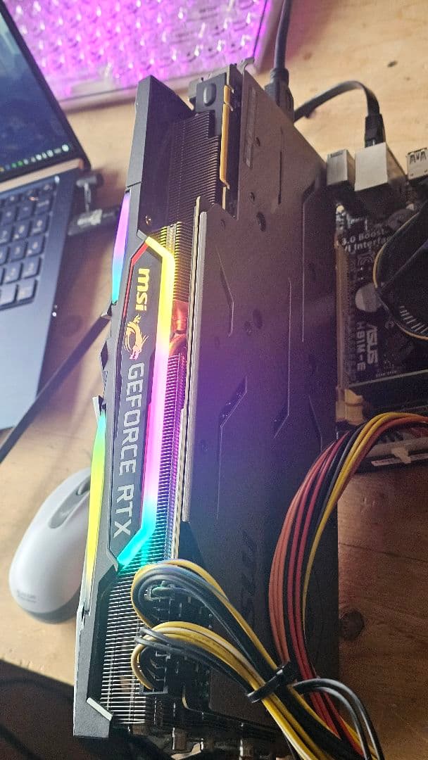 グラフィックボード・グラボ・ビデオカード MSI RTX2080 Gaming X TRIO