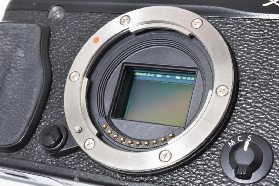 フジフィルム　FUJIFILM X-E1 ボディ