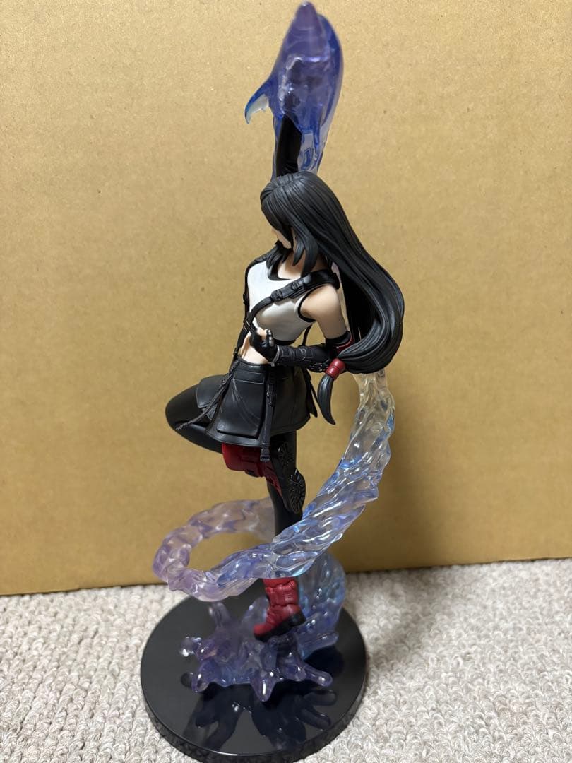 FFVII リバース 発売記念くじ クラウド ティファ フィギュア