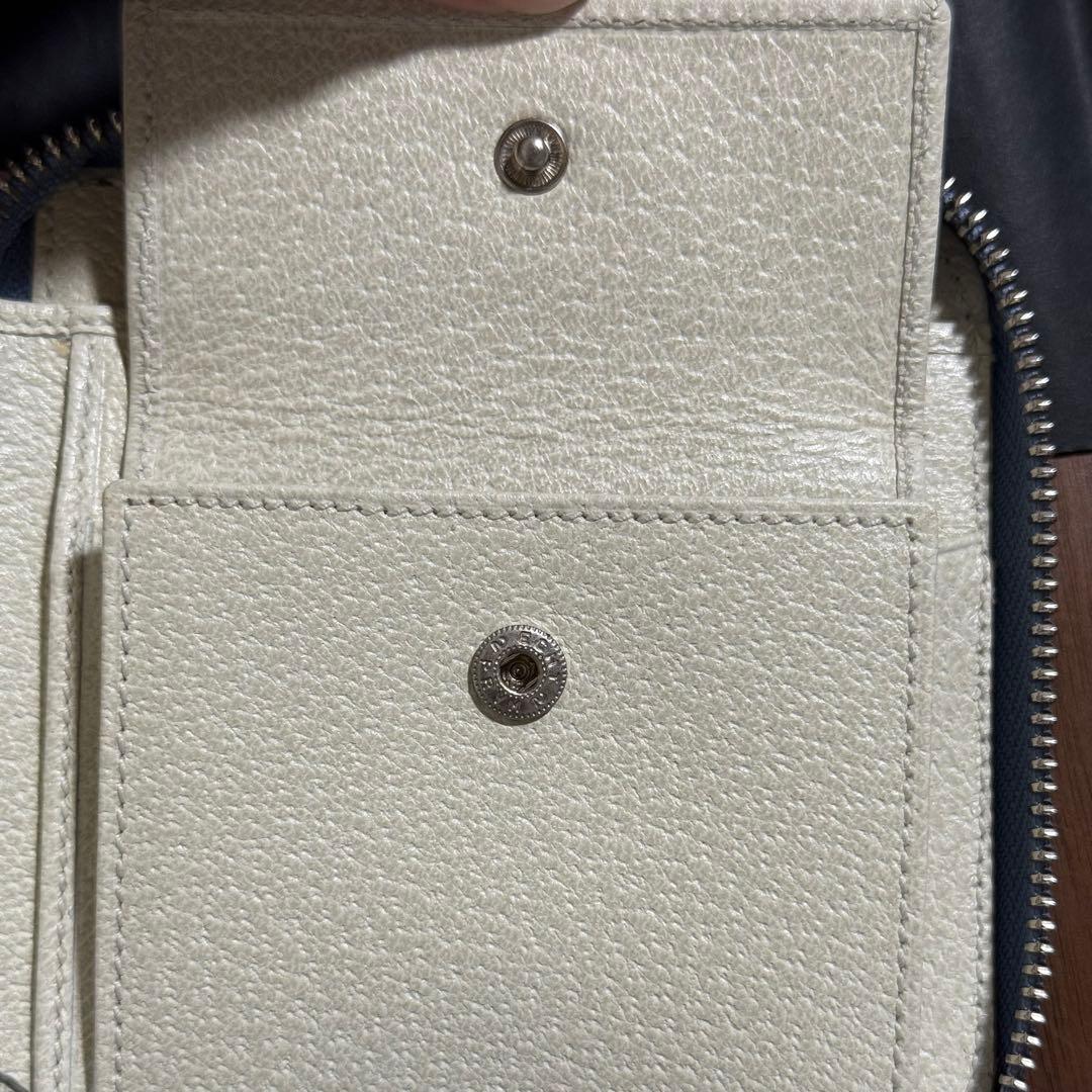【新品・未使用】BVLGARI ロゴマニア 二つ折り財布 ブルー（箱付き）