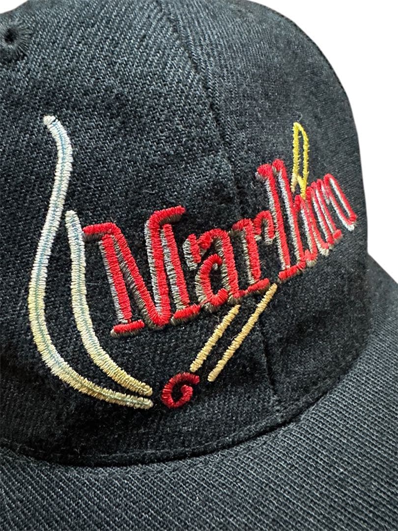 Marlboro 90s 刺繍ロゴ ブラックキャップ