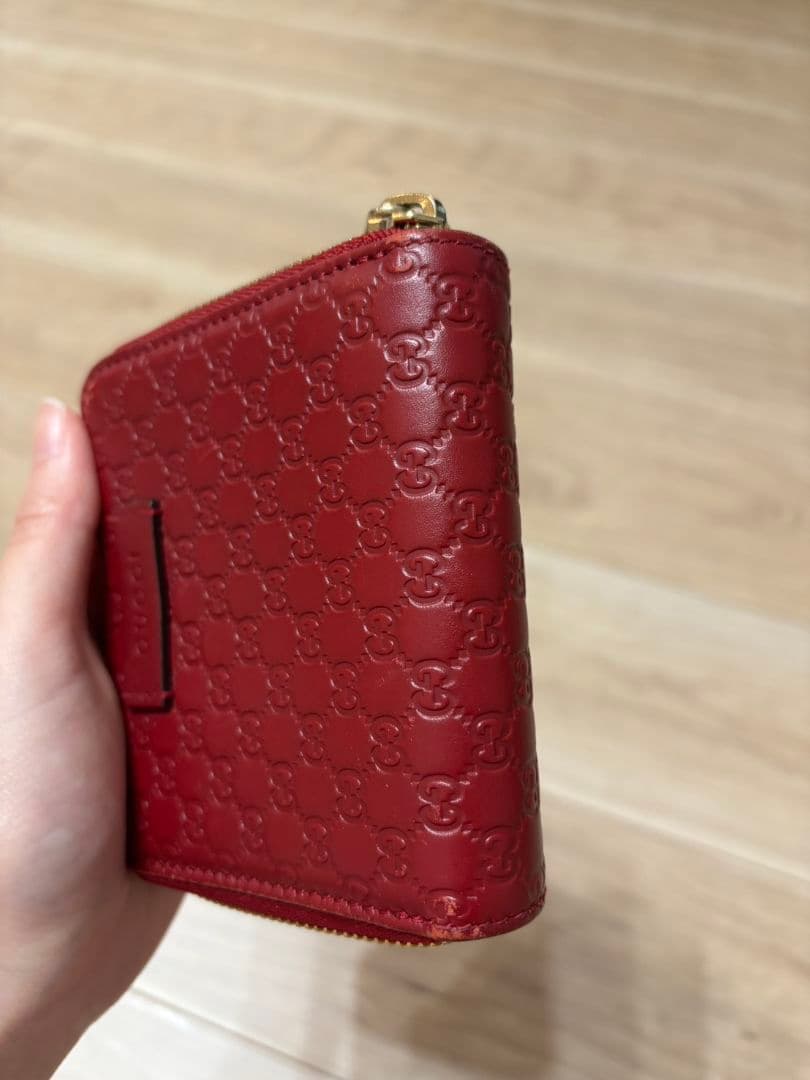 グッチ　二つ折り財布　マイクロシマ　GG　ラウンドジップ　ボルドー