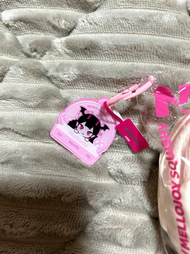 Mellojoy メロジョイ スクイーズ 贅沢スフレ 苺スフレ　ストロベリー