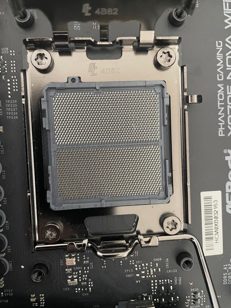 マザーボード X870E