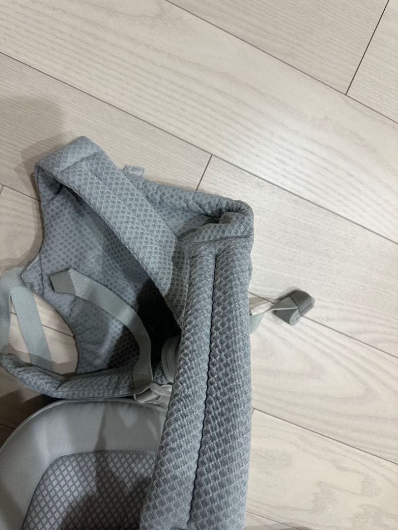 【美品】　エルゴAlta 抱っこ紐　パールグレー