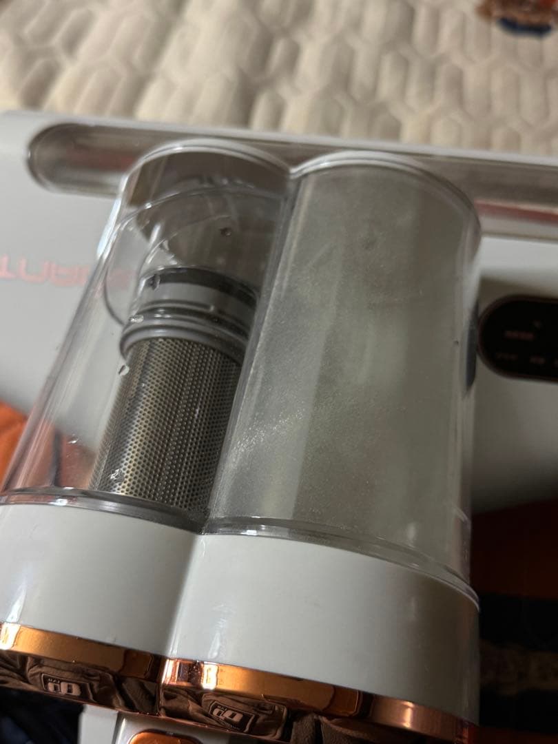 ［値下げ］ UWANT布団クリーナー ダニ掃除機寝具・車載用 除螨仪M100-J