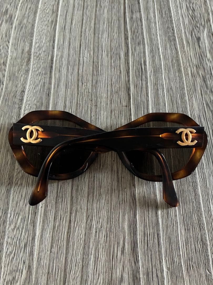 箱付　CHANEL ヴィンテージ ヘキサゴナル サングラス　シャネル　べっこう柄