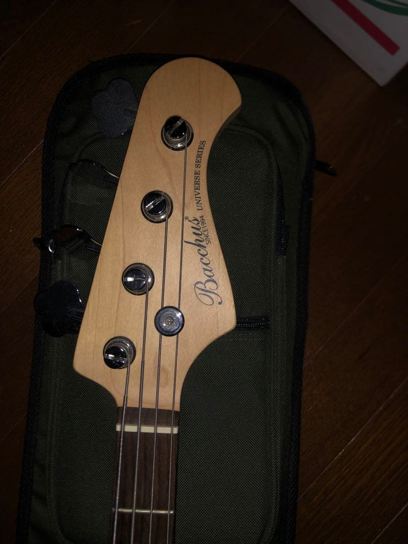 ベース Bacchus universe series bass