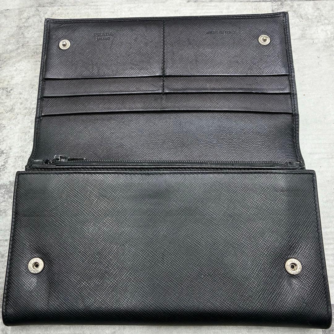 美品 プラダ 二つ折り財布 長財布 三角ロゴプレート サフィアーノ ブラック