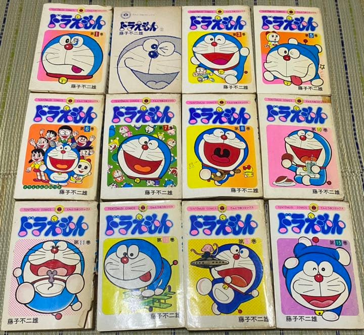 ドラえもん　初版含む　抜け有り1巻〜44巻まで　計33冊