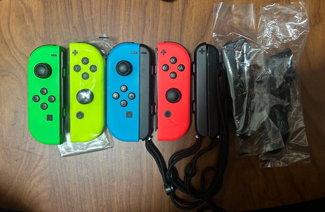 ゆ*き様 【512GB SDカード付き】Nintendo Switch 本体