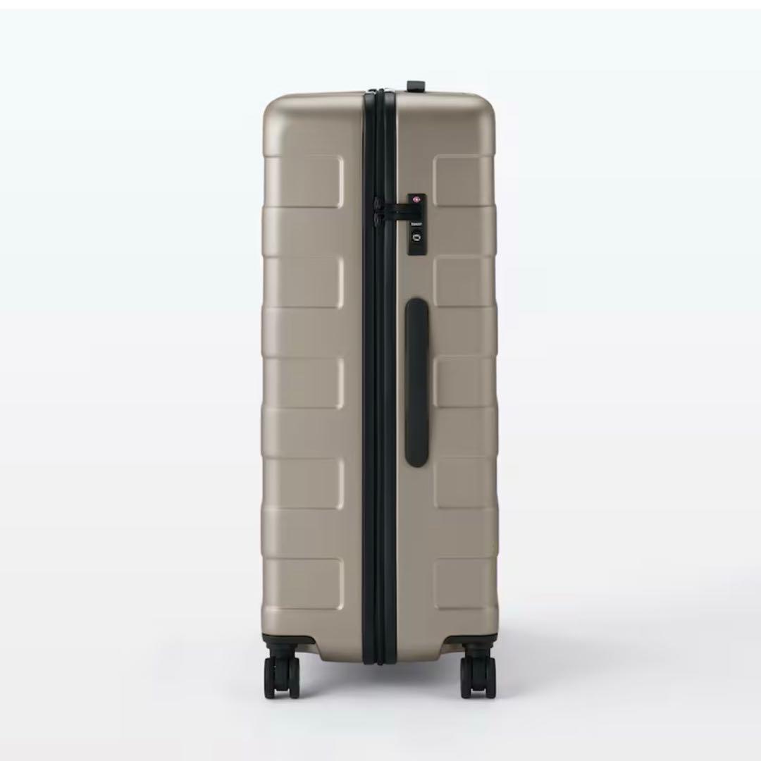無印良品 TSAロック付きゴールド スーツケース 105L