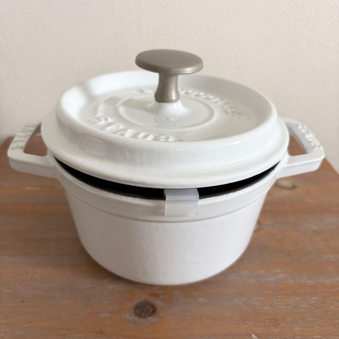 【未使用品】STAUB 14 ピコ ラウンドココット 鍋 ホワイト 【超レア】