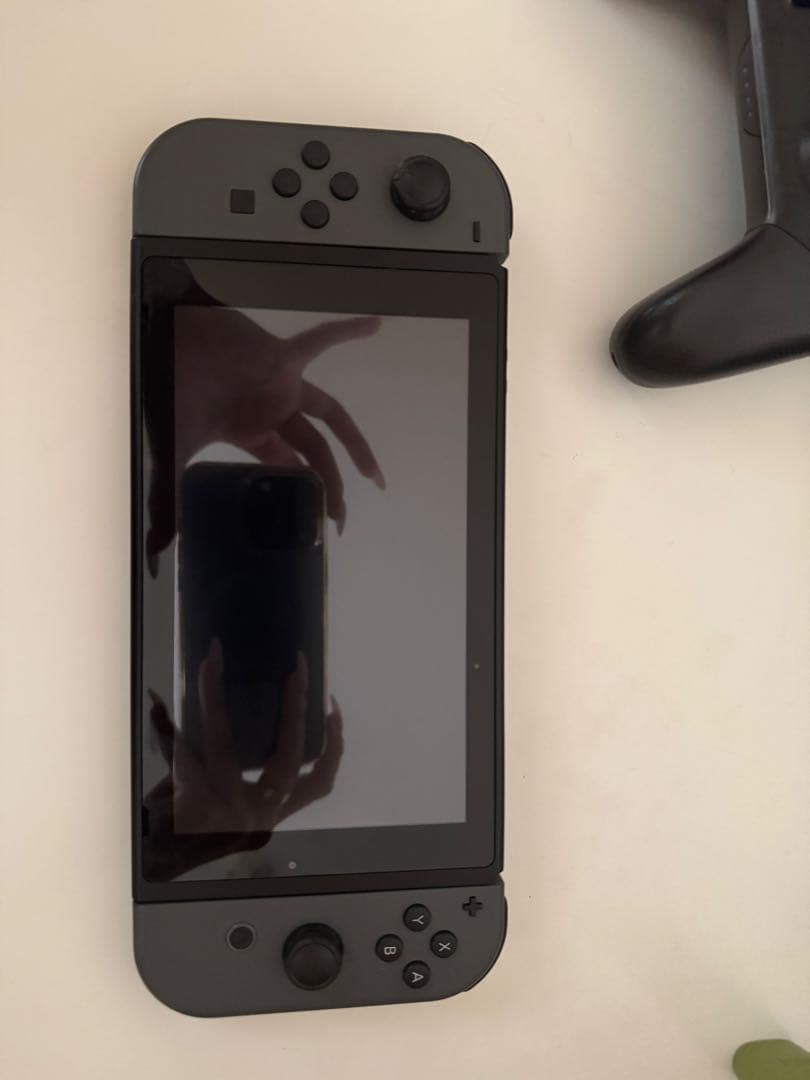 Nintendo Switch 本体 + コントローラー + 充電器　スマブラ