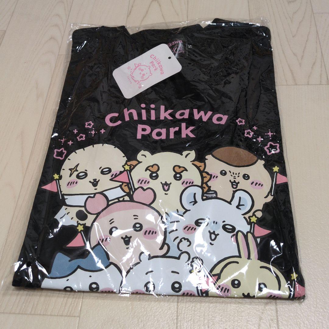 ★ちいかわパーク★新品タグ付きTシャツS☆ブラック＆ホワイト