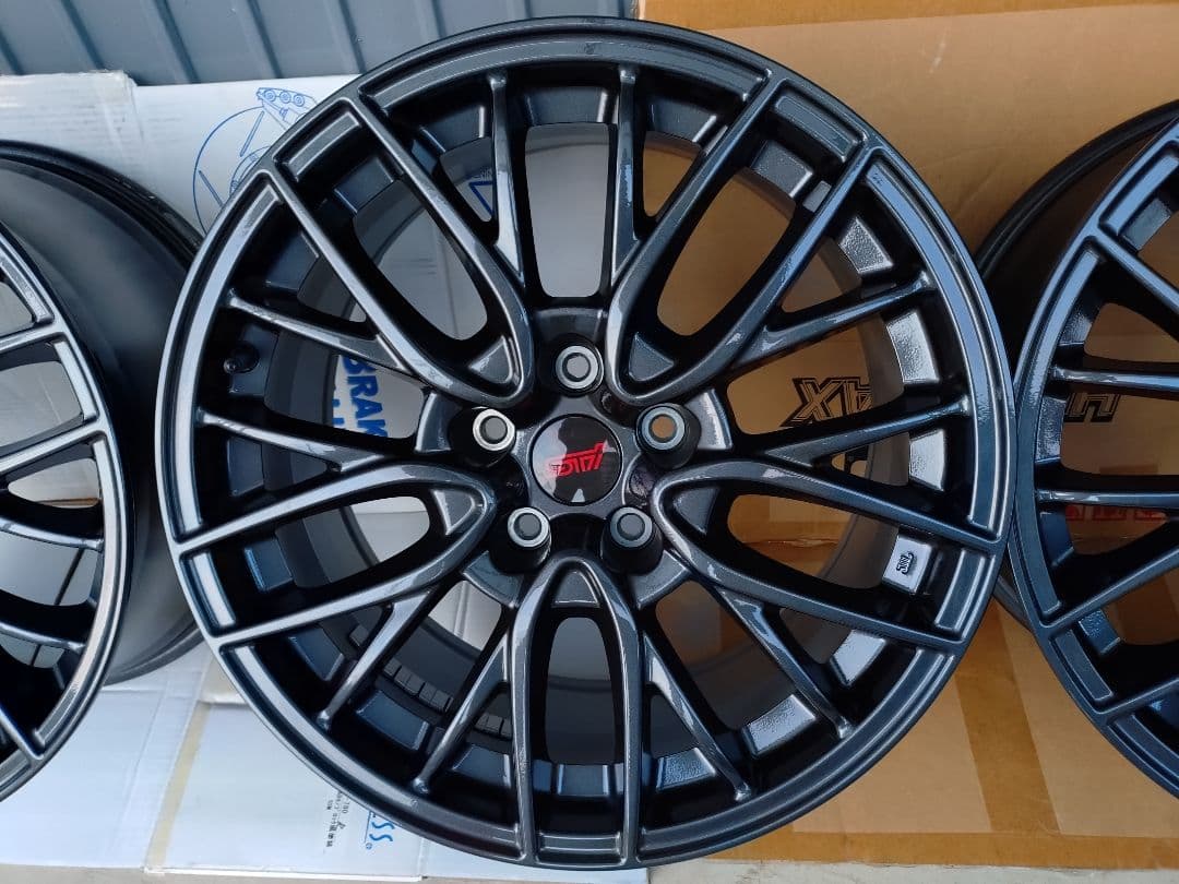 *専用*スバル WRX STI VAB 純正 ホイール① 2本