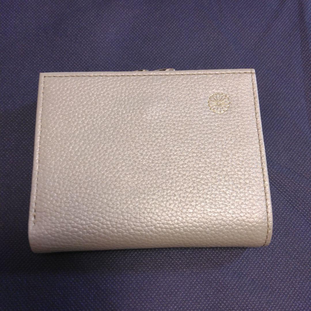 皇居　二つ折り がま口財布 色はシャンパンゴールド