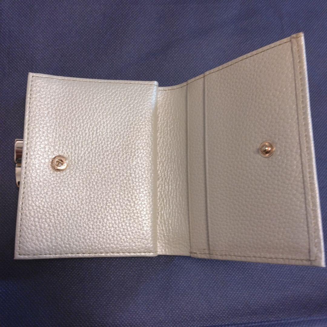 皇居　二つ折り がま口財布 色はシャンパンゴールド