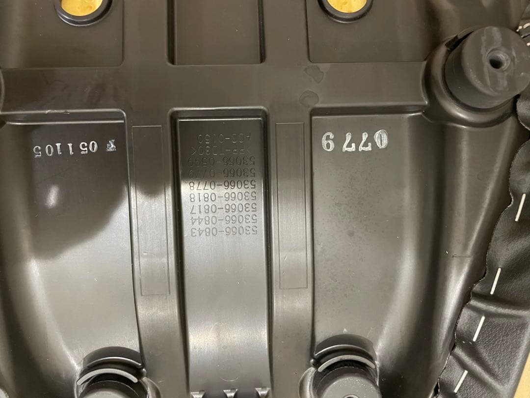 カワサキ　z900rs 純正　ハイシート