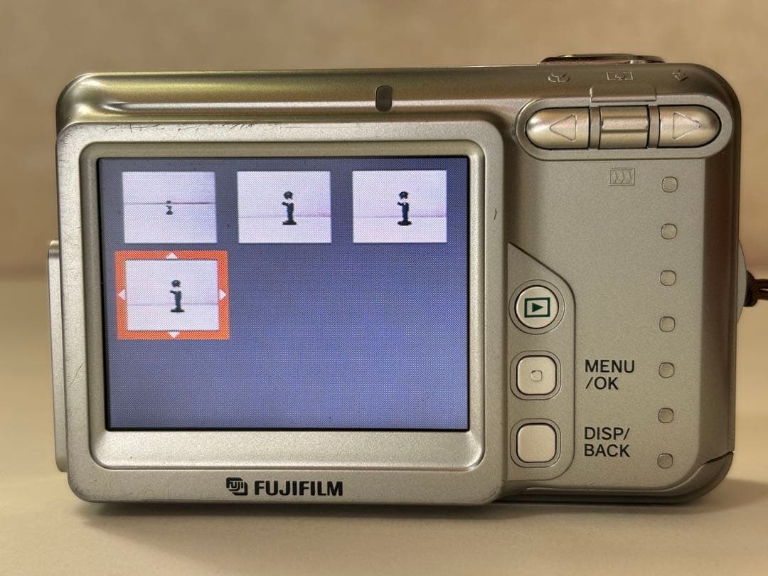 FUJIFILM FinePix A600 コンパクトデジタルカメラ