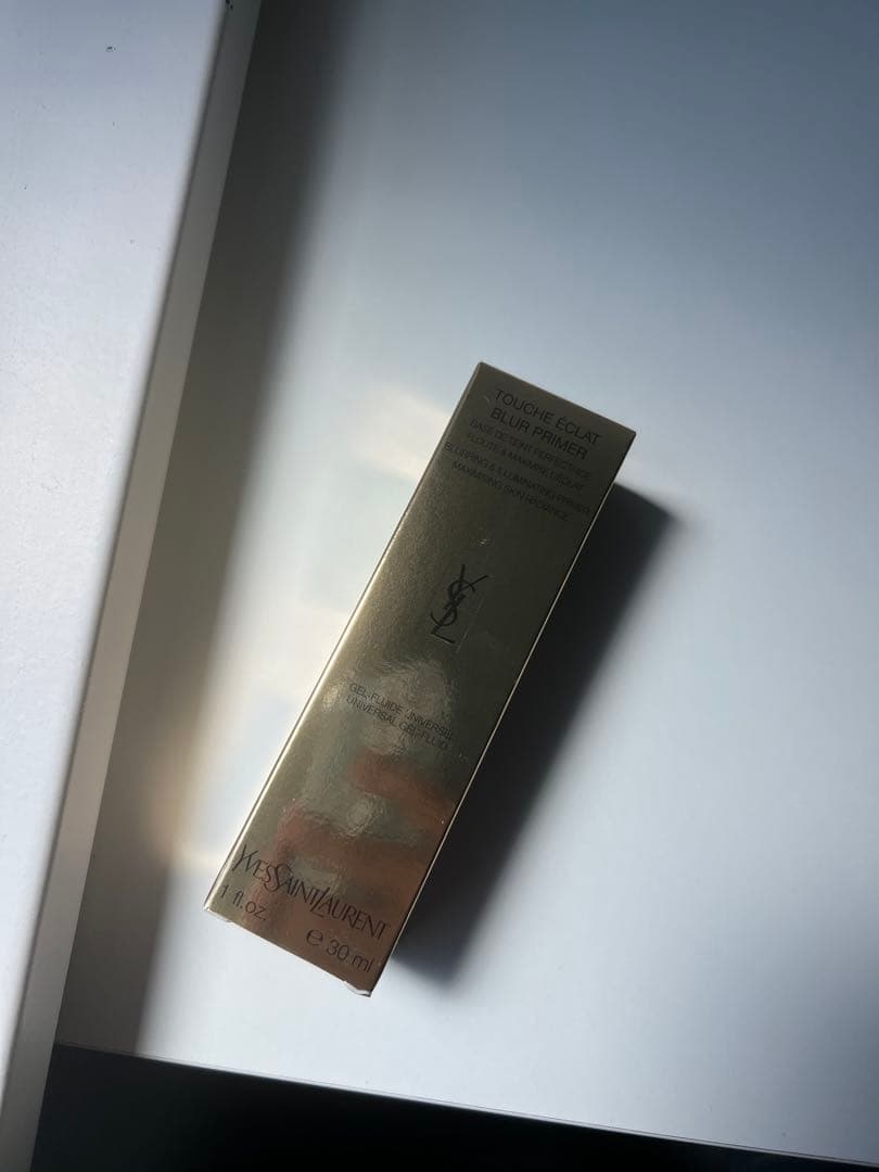 YSL ラディアント タッチ ブラープライマー