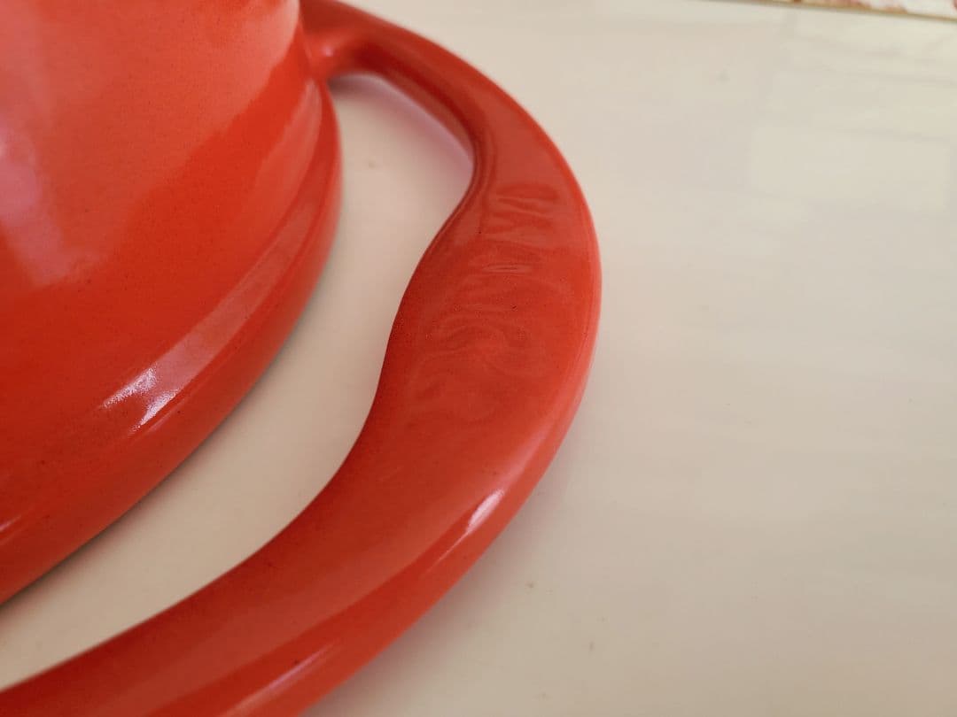 【廃盤/値下げ中】ルクルーゼ　オーバルセンセーション　25cm