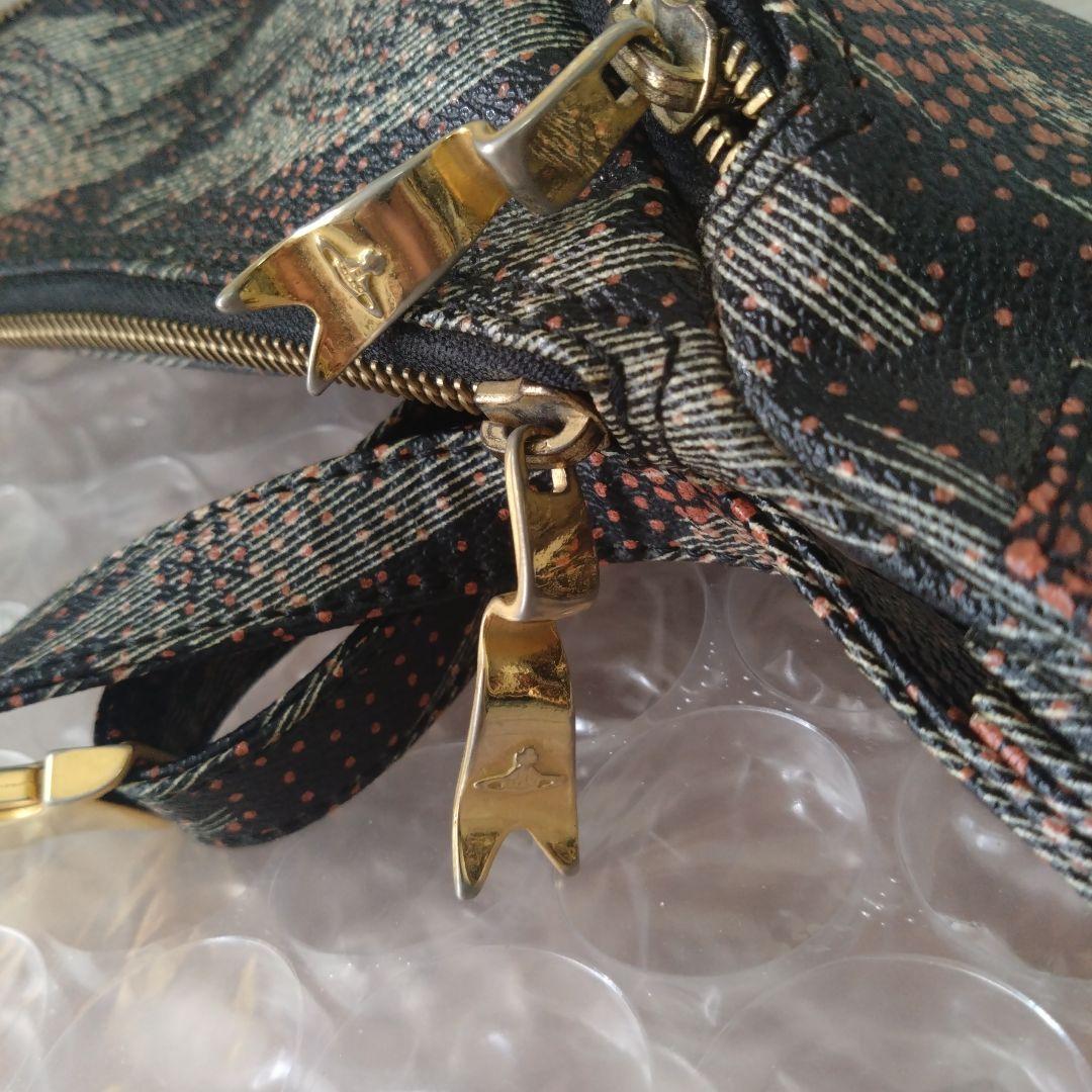 Vivienne Westwood ヴィヴィアンウエストウッド　ボディバッグ
