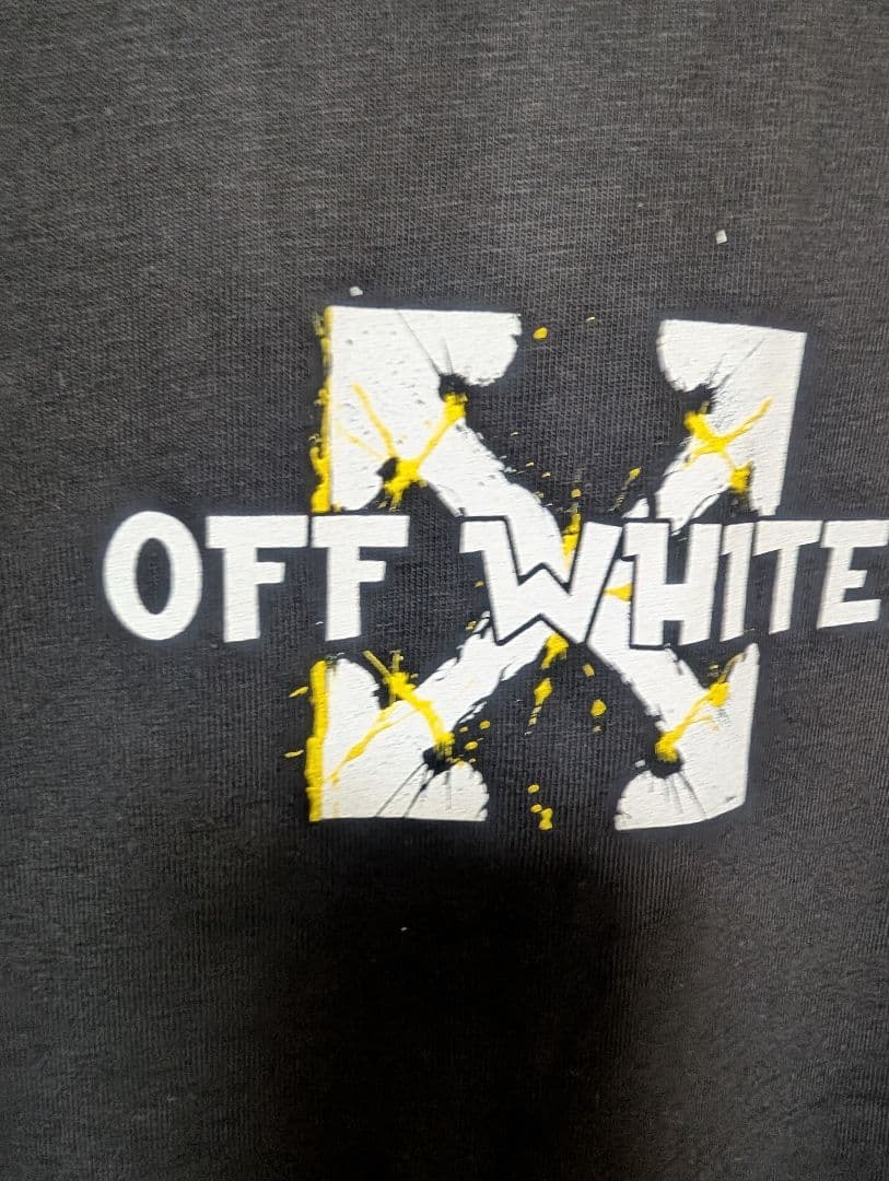 OFF WHITE キャラクターグラフィック Tシャツ