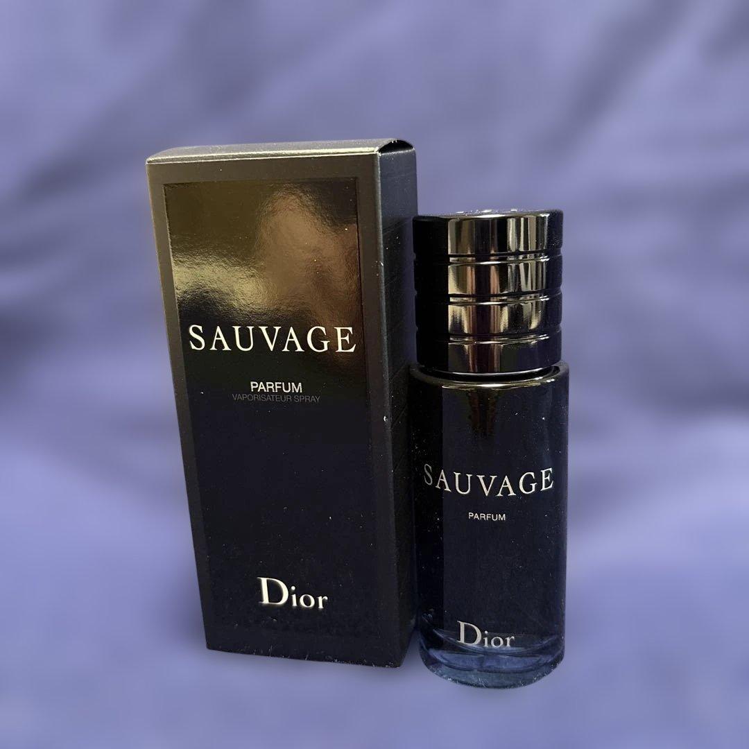 マロンDior Sauvage パルファン 30mL